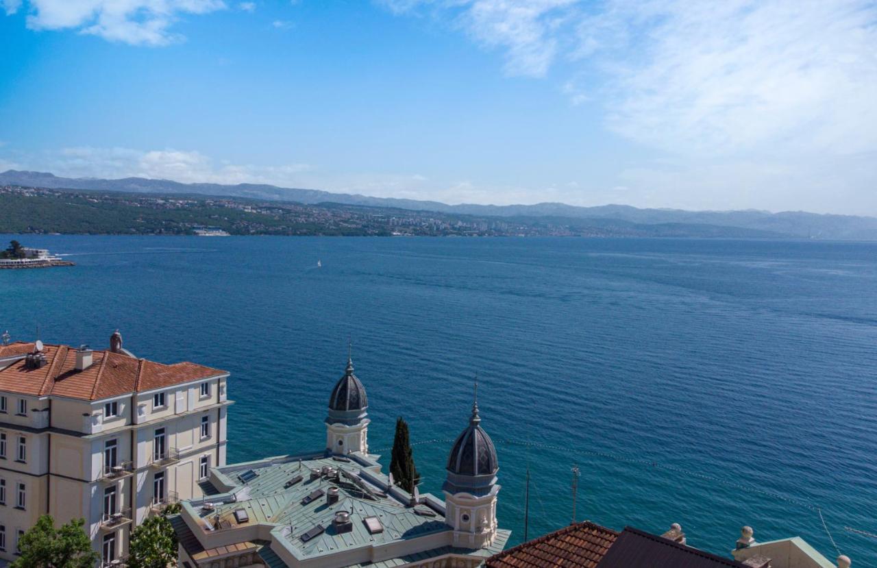 Penthouse At Villa Mascagni Opatija Eksteriør bilde